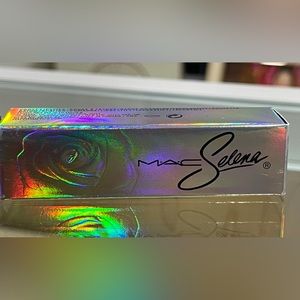 M.A.C. Lipstick - Selena La Reina 2020" INOLVIDABLE"limited edition❤️🌸